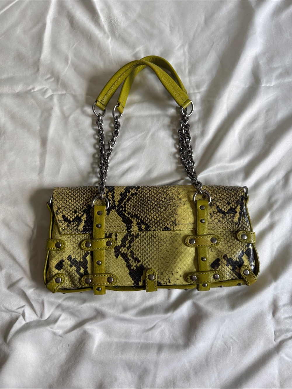 Vintage Cynthia Rowley Yellow Snake-Print Leather and Chain Shoulder Bag - Picture 2 of 6